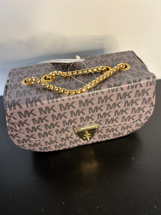 Girls Sling Bag With Golden Chain